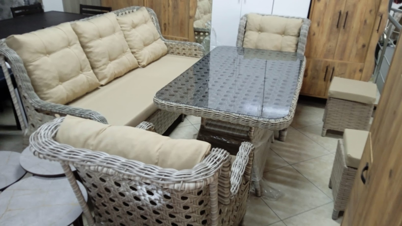 Bej Rattan Salon Takımı